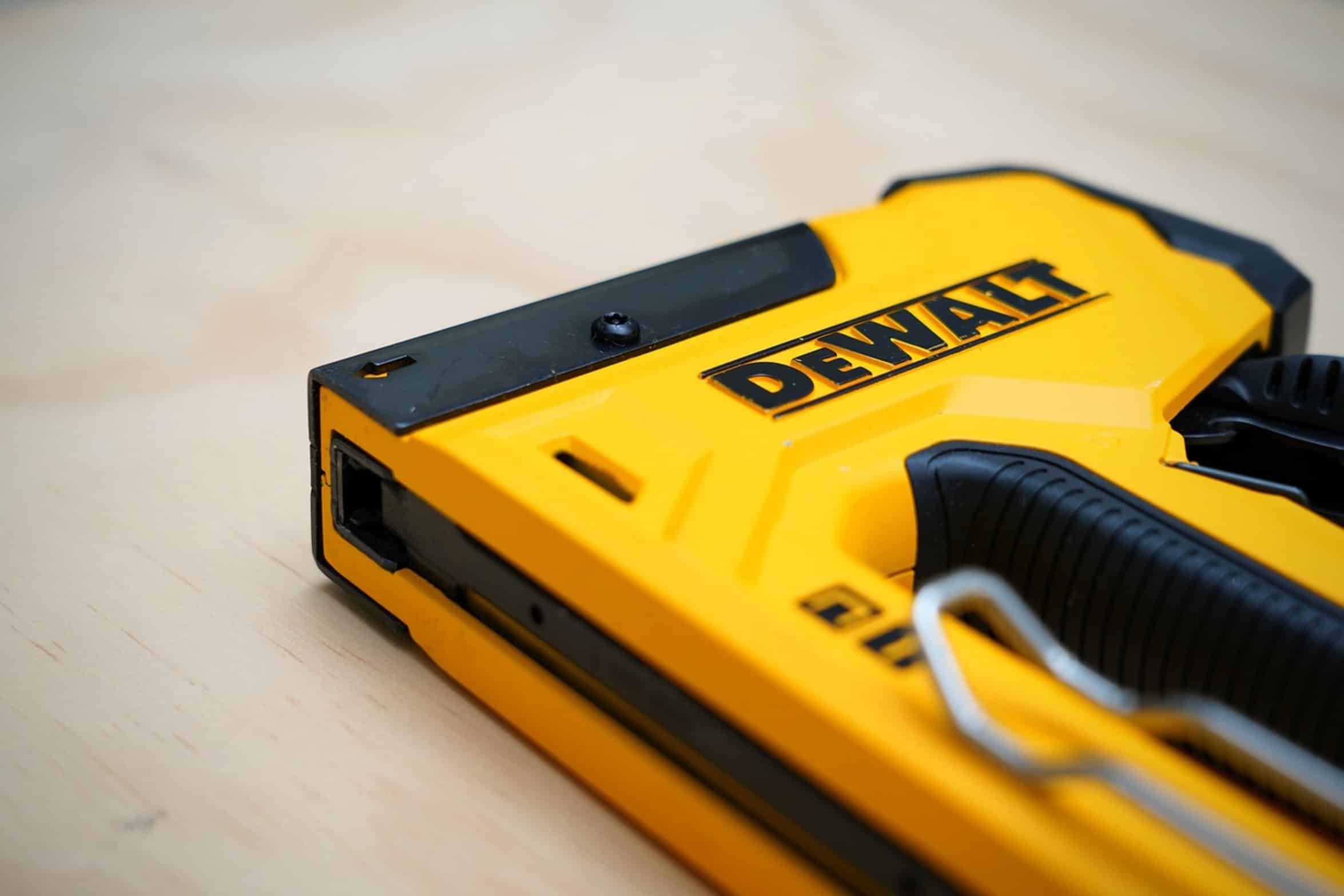 pneumatic nail gun power pneumatic nail gun power